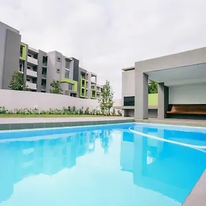  Apartment On Century